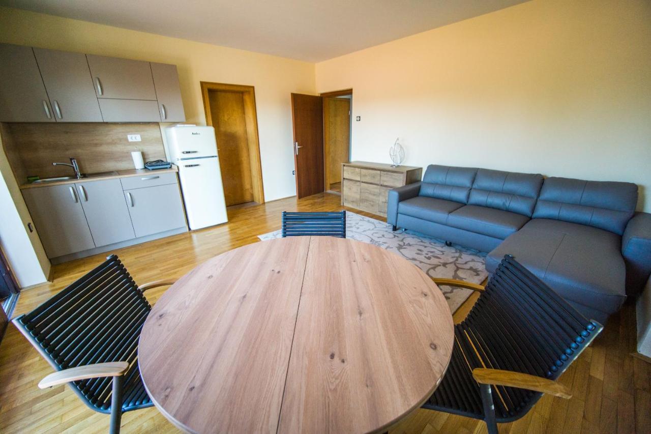 Apartments Sara 7, 8, 9 Portorož Eksteriør bilde